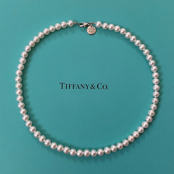 TIFFANY & CO. Ziegfeld Collection Freshwater Pearl Strand Necklace - Picture 1 of 16